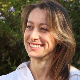 LABBE PAMELA praticien.ne membre d'Ayurvedaen France