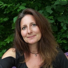 BRYNER LAURENCE praticien.ne membre d'Ayurvedaen France